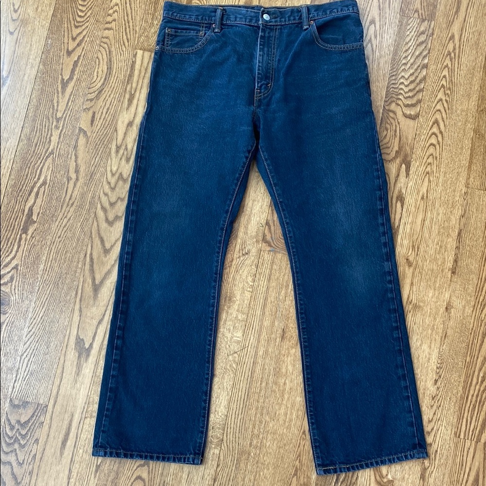 Mens Dark Wash Levi’s waist 36 inseam 32 normcore preppy